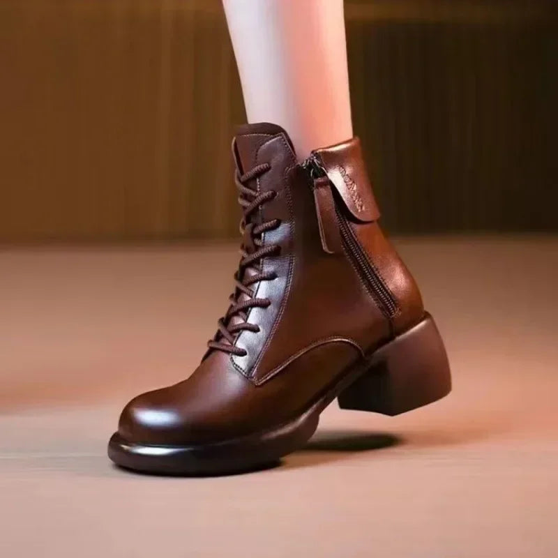 Anmutige Orthopädische Stiefel für modernen Look