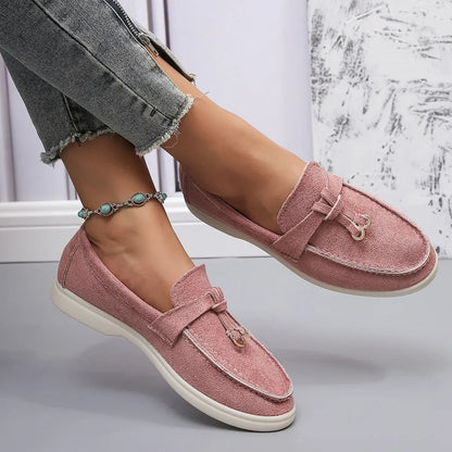 Modische und stützende orthopädische Schuhe