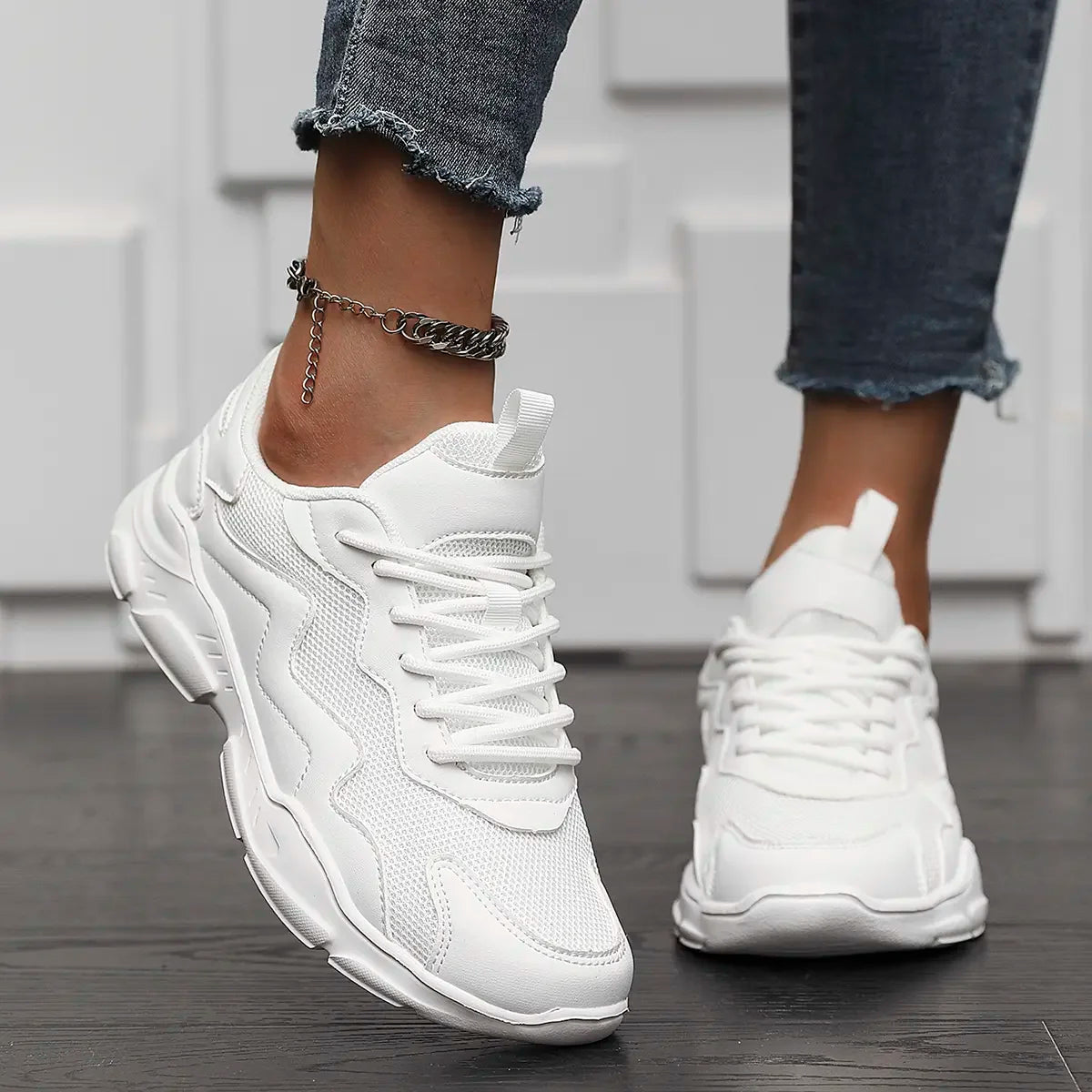 Bequeme und modische orthopädische Turnschuhe