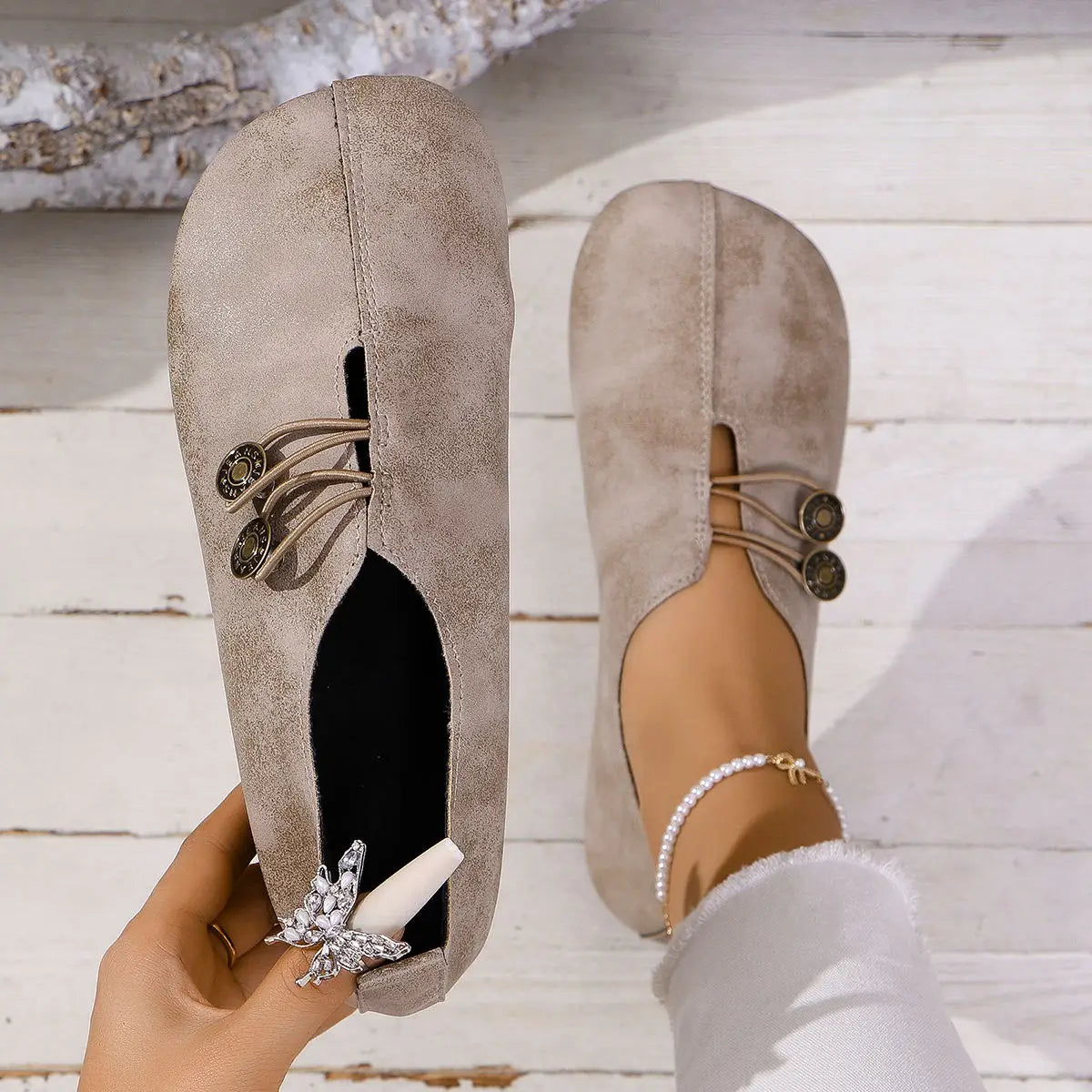 Bequeme und modische orthopädische Turnschuhe
