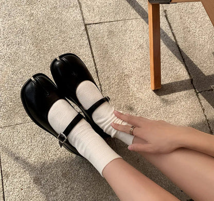 MW | Leder Split Toe Flats