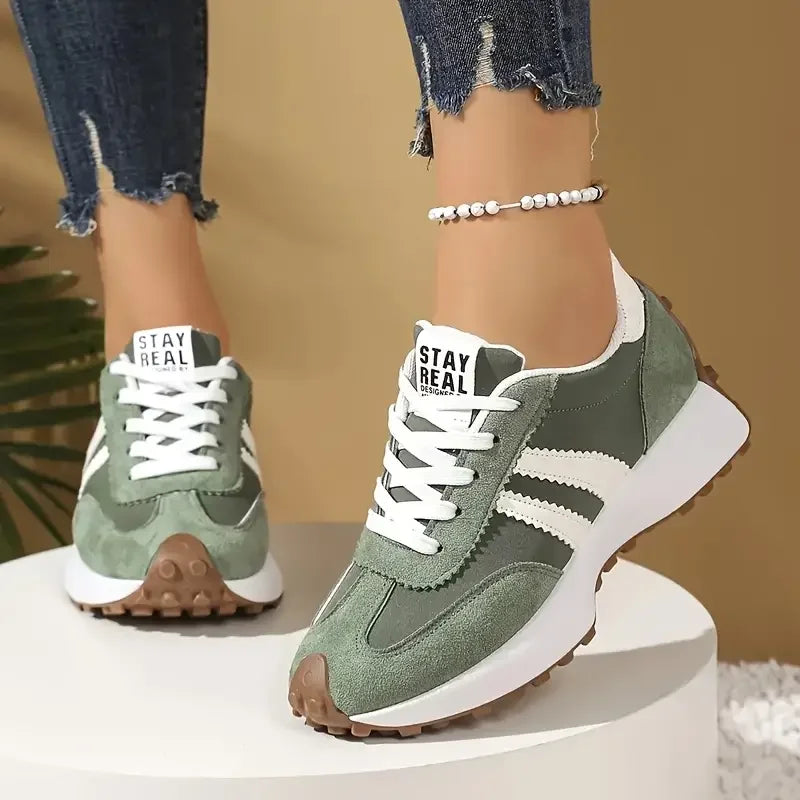 Elegante und stützende orthopädische Turnschuhe