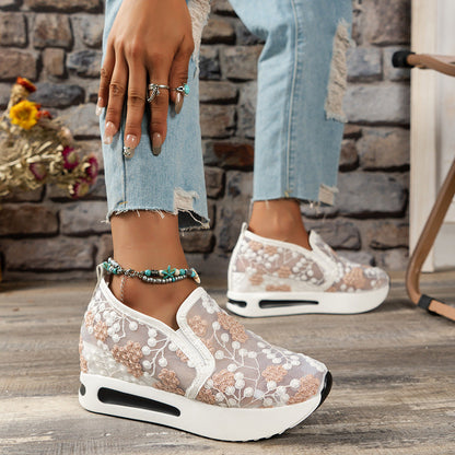 MW | Damen Blumen bestickte Plateau Turnschuhe