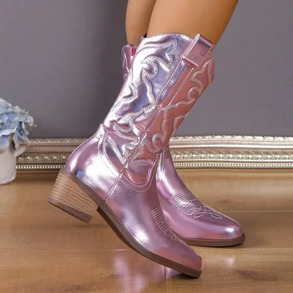 Stützende und trendige orthopädische Stiefel