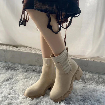 Anmutige Orthopädische Stiefel für modernen Look