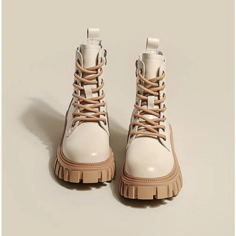 Lässige und stützende orthopädische Stiefel
