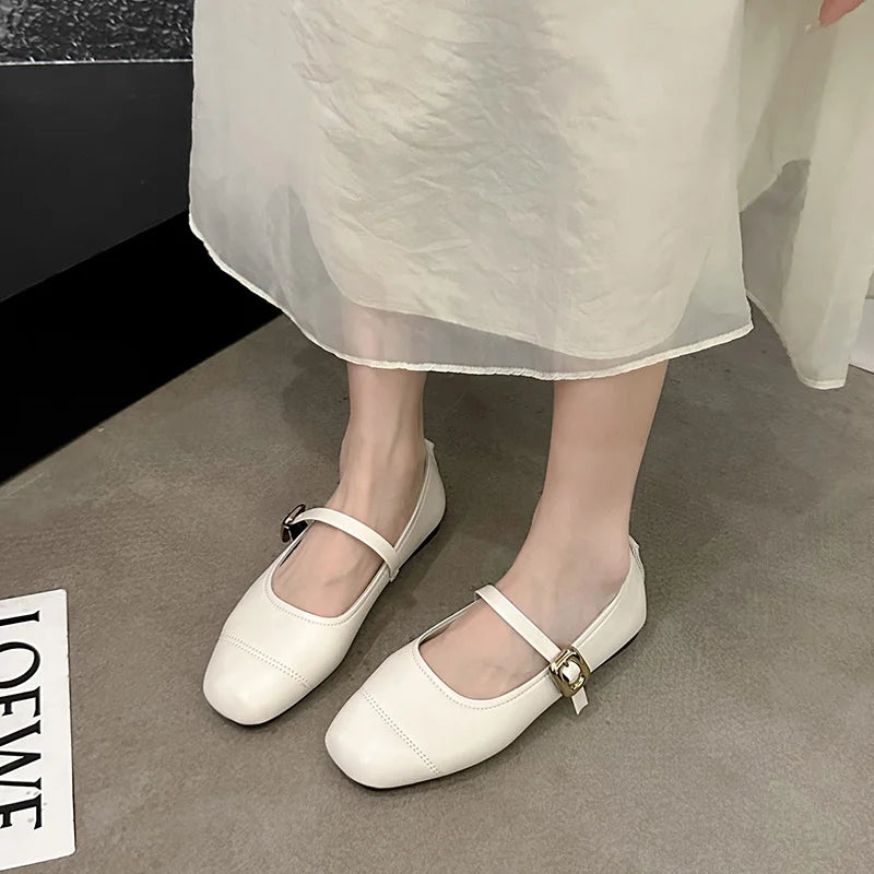 Modische und stützende orthopädische Slipper