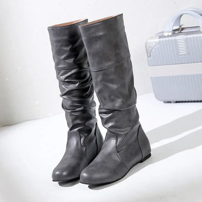 Modische und stützende orthopädische Stiefel