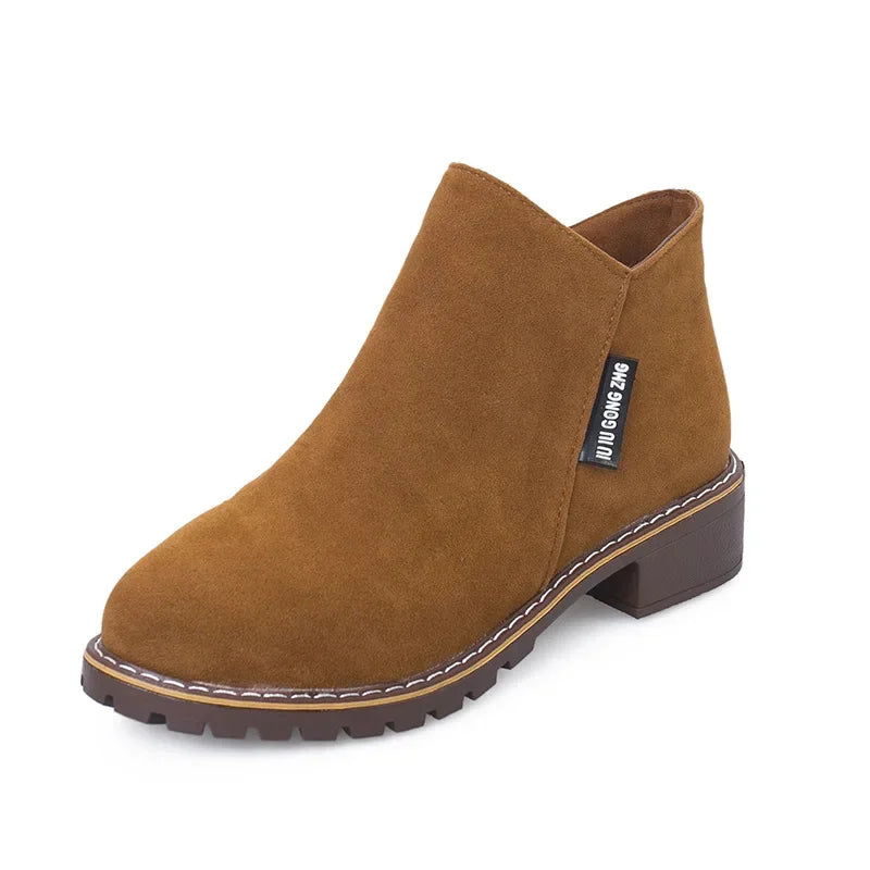 Elegante und stützende orthopädische Stiefel