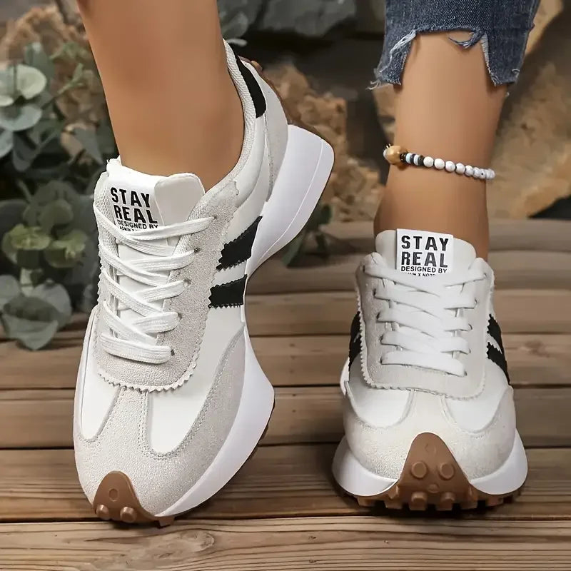 Elegante und stützende orthopädische Turnschuhe