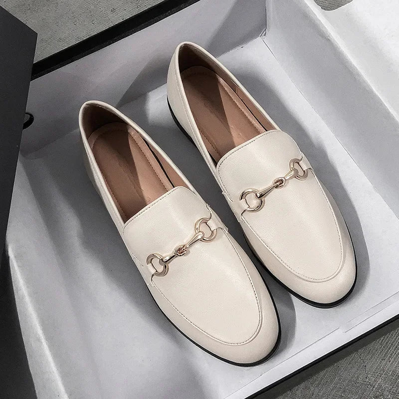 Bequeme und modische orthopädische Slipper