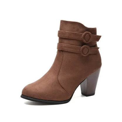 Maßgeschneiderte und bequeme orthopädische Stiefel