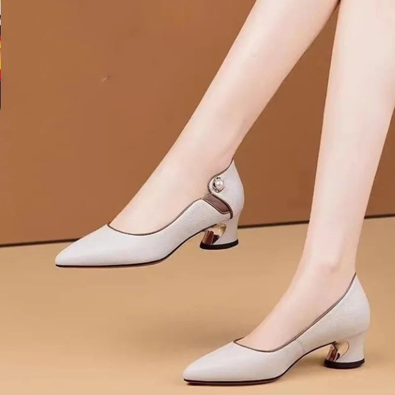 Bequeme und modische orthopädische Schuhe