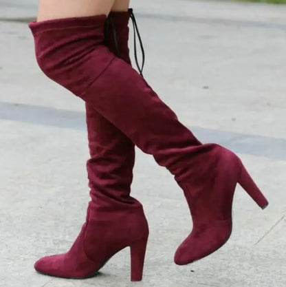 Stützende und stilvolle orthopädische Stiefel