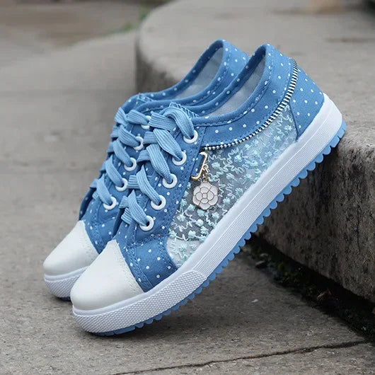 Elegante und stützende orthopädische Schuhe
