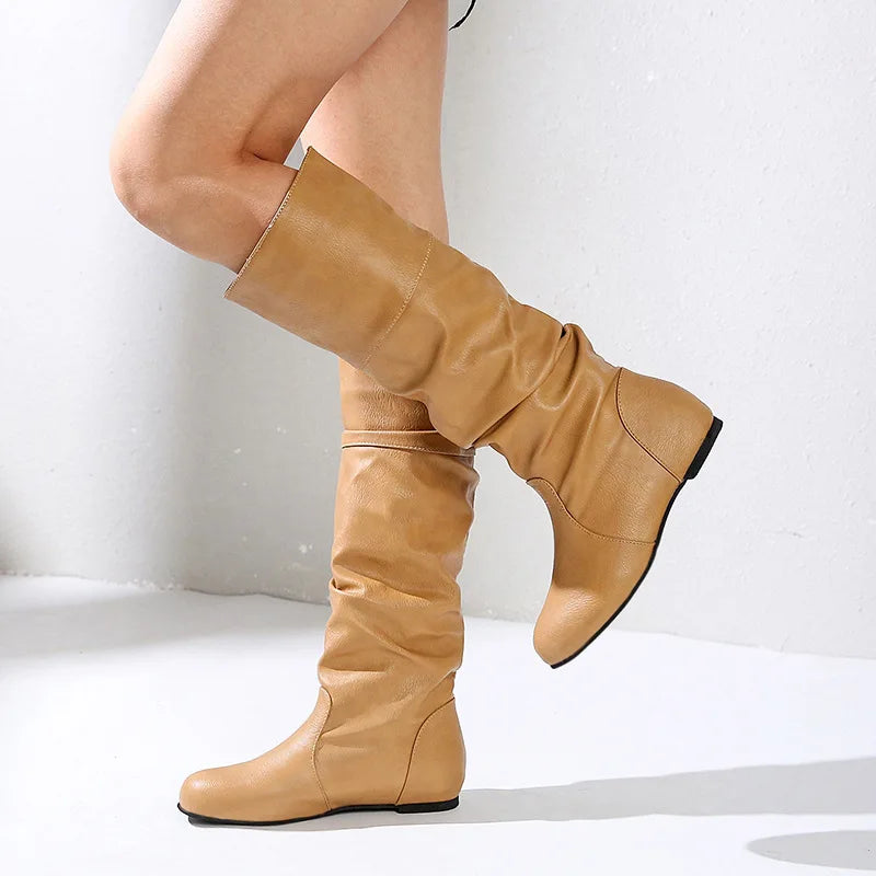 Stützende und trendige orthopädische Stiefel