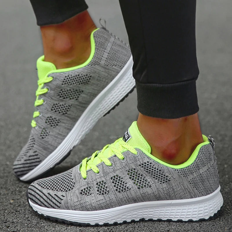 Stützende und stilvolle orthopädische Turnschuhe