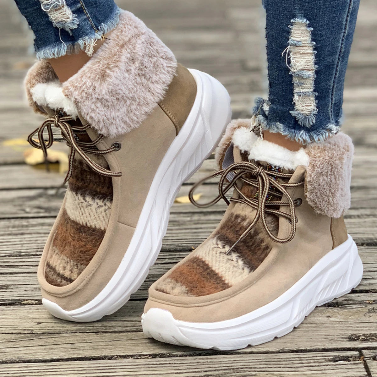 Stützende und trendige orthopädische Stiefel
