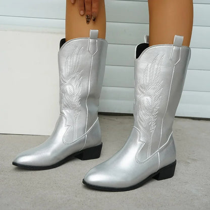 Bequeme und modische orthopädische Stiefel