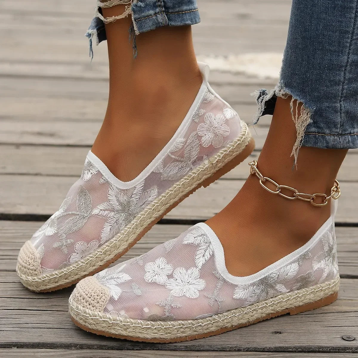 Modische und stützende orthopädische Schuhe