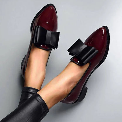 Bequeme und modische orthopädische Slipper