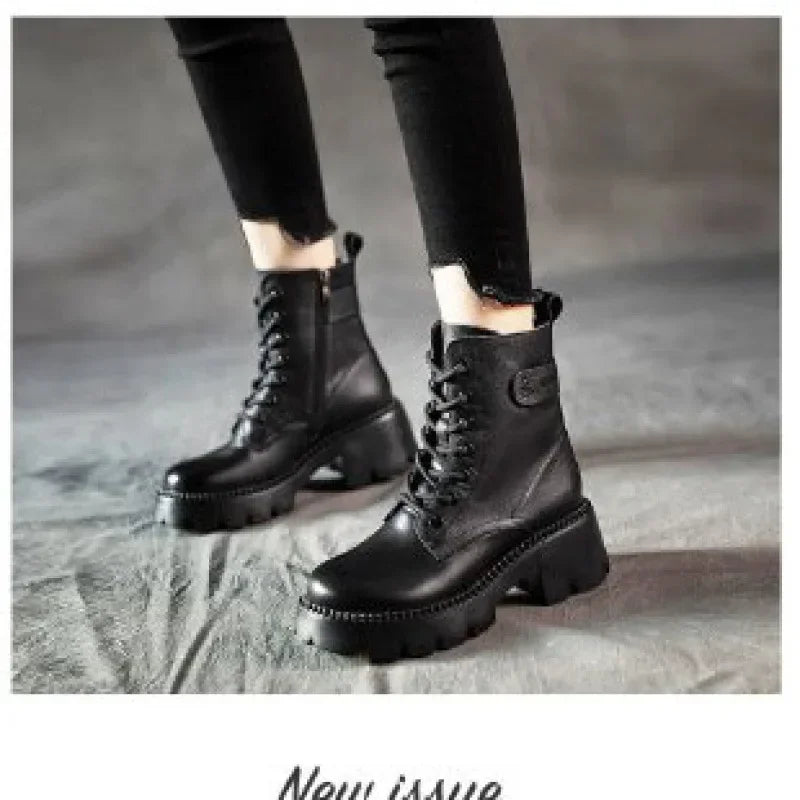 Stützende und stilvolle orthopädische Stiefel