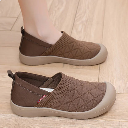 Elegante und stützende orthopädische Schuhe