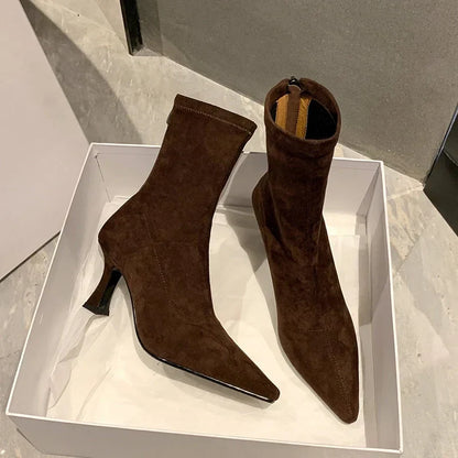 Elegante Orthopädische Stiefel für jeden Schritt