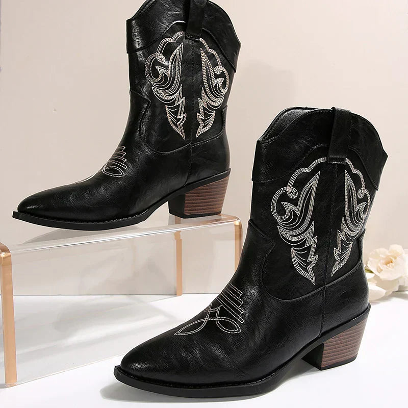Anmutige Orthopädische Stiefel für modernen Look