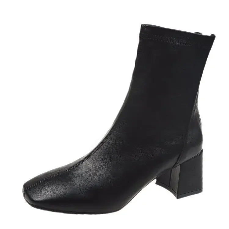 Maßgeschneiderte und bequeme orthopädische Stiefel