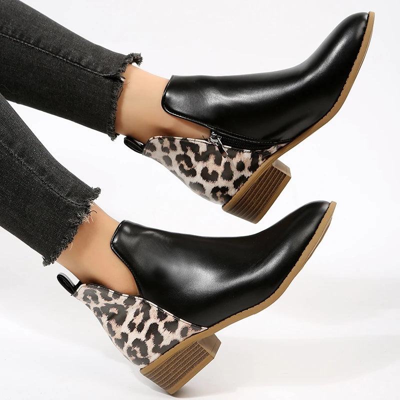 Elegante und stützende orthopädische Stiefel