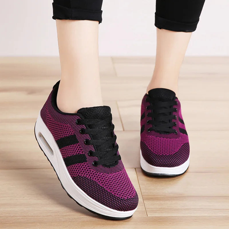 Stützende und trendige orthopädische Turnschuhe