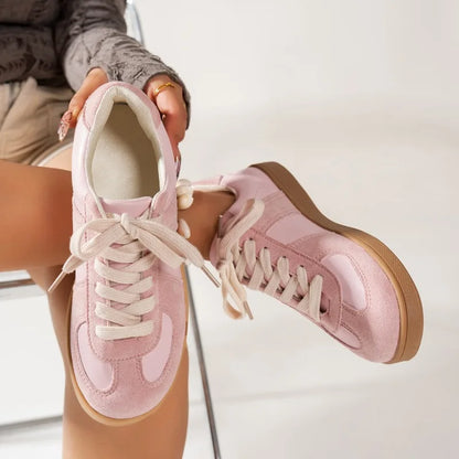 Stützende und trendige orthopädische Turnschuhe