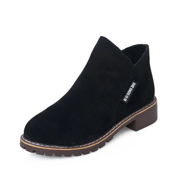 Elegante und stützende orthopädische Stiefel