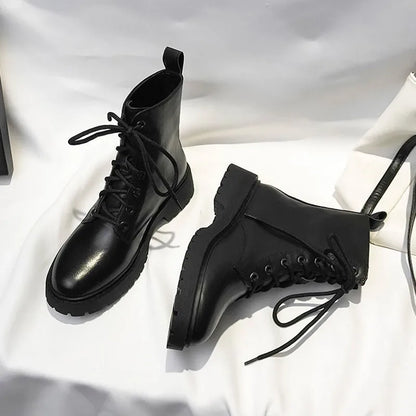 Stützende und stilvolle orthopädische Stiefel