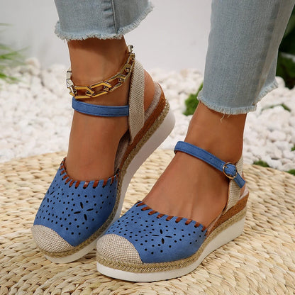 Vielseitige und stützende orthopädische Sandalen
