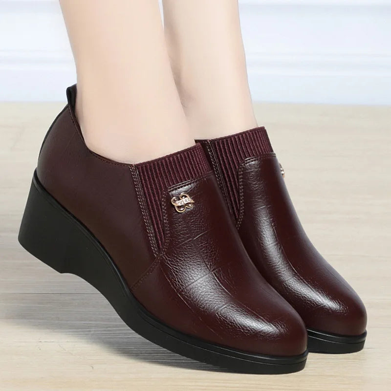 Vielseitige und stützende orthopädische Slipper