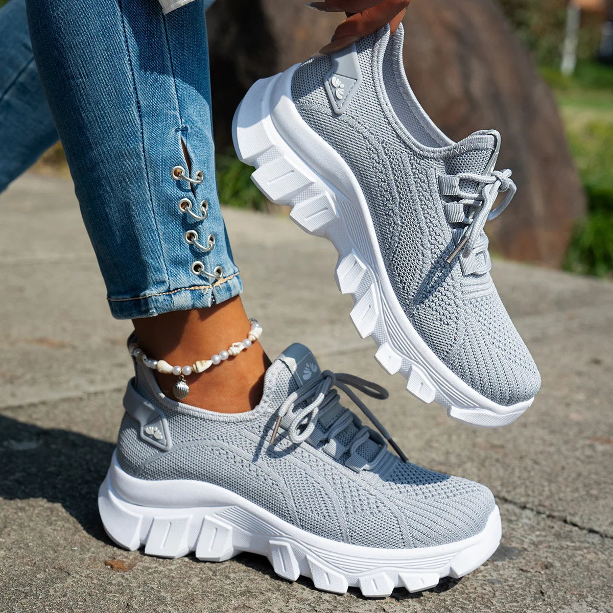 Lässige und stützende orthopädische Schuhe