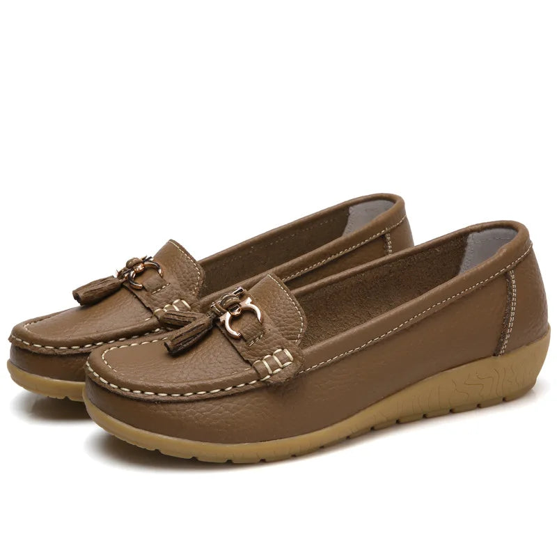 Elegante und stützende orthopädische Turnschuhe