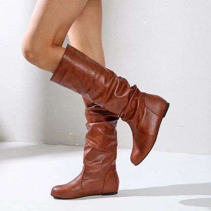 Stützende und trendige orthopädische Stiefel