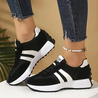 Elegante und stützende orthopädische Turnschuhe