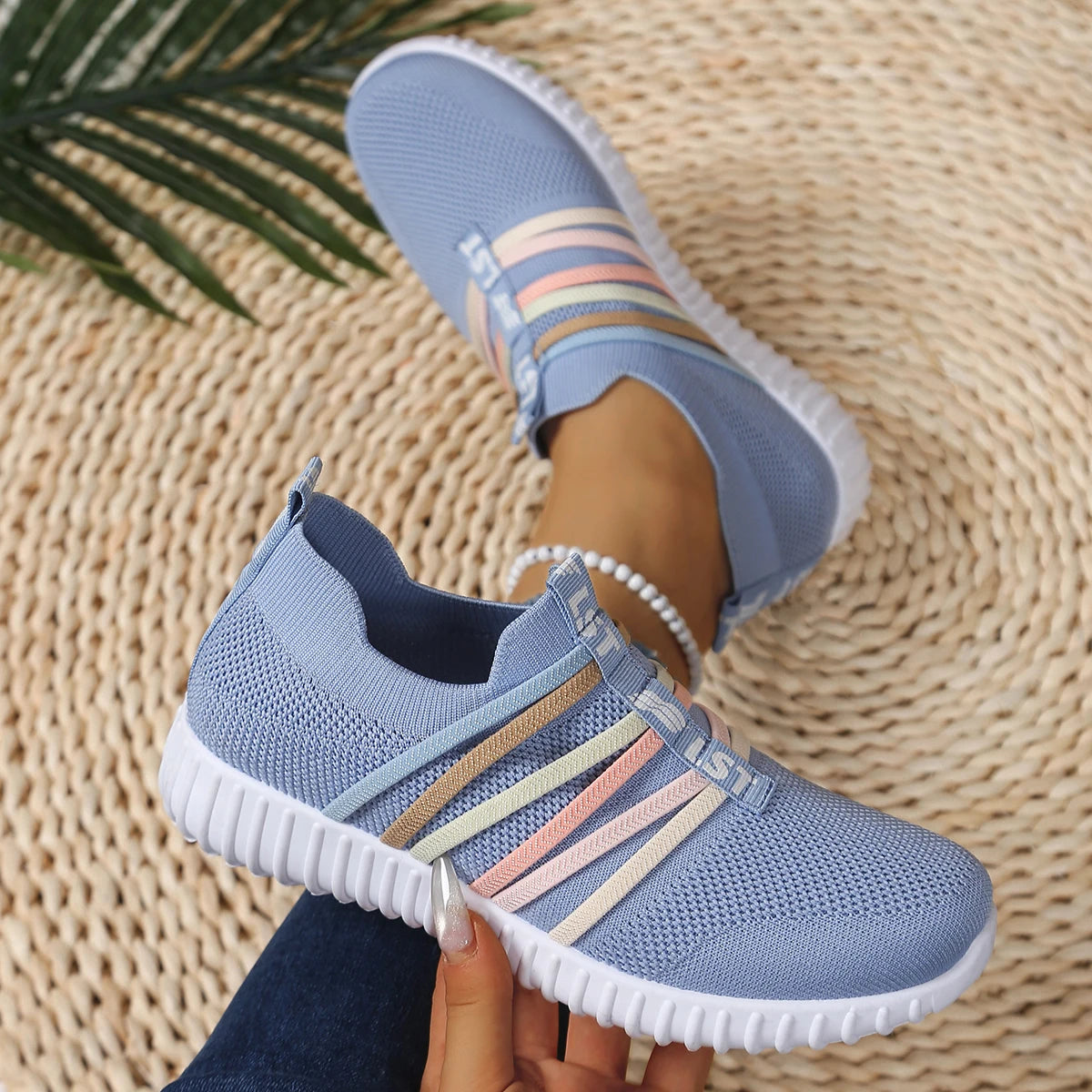 Elegante und stützende orthopädische Turnschuhe