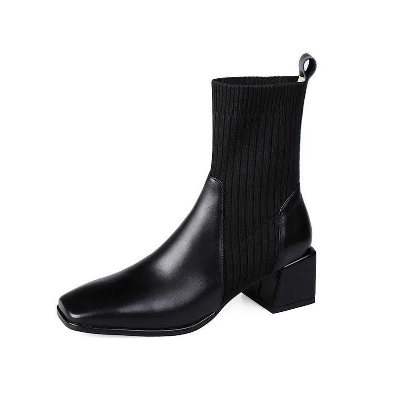Elegante und stützende orthopädische Absätze