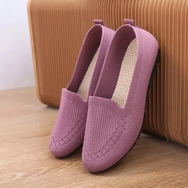 Modische und stützende orthopädische Schuhe