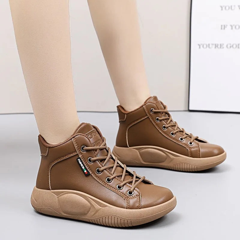 Bequeme und modische orthopädische Turnschuhe