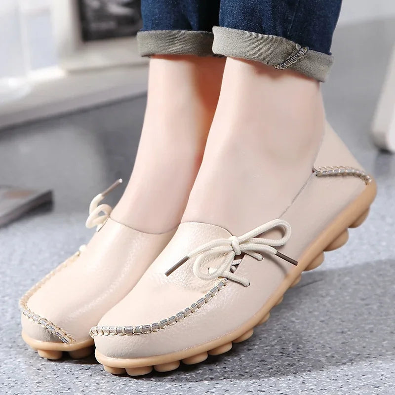 Elegante und stützende orthopädische Ballerinas