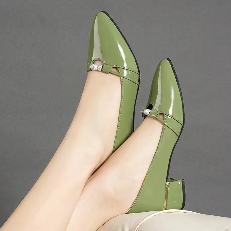 Bequeme und modische orthopädische Schuhe