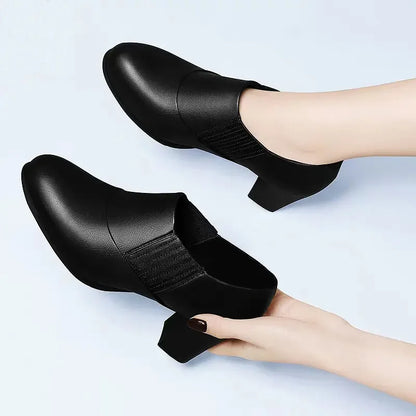 Maßgeschneiderte und bequeme orthopädische Stiefel