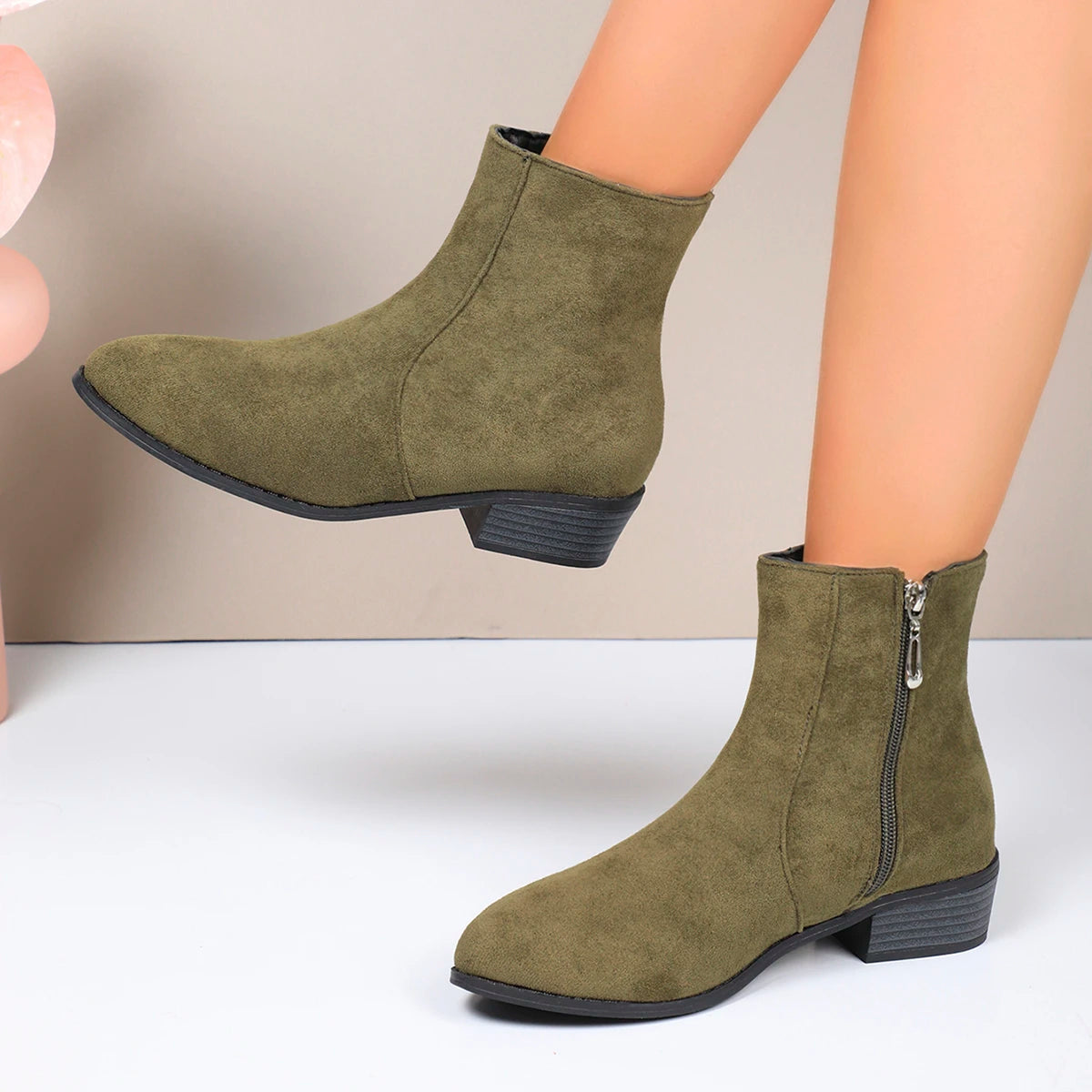 Vielseitige und stützende orthopädische Stiefel