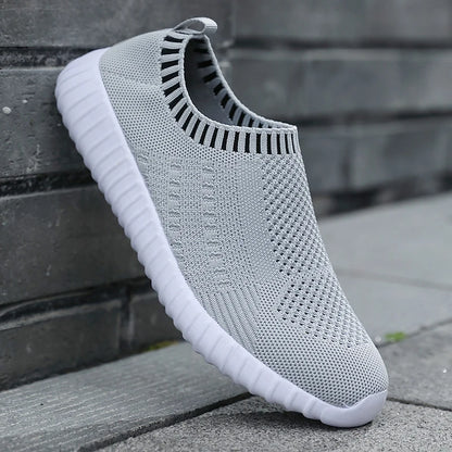 Maßgeschneiderte und bequeme orthopädische Turnschuhe